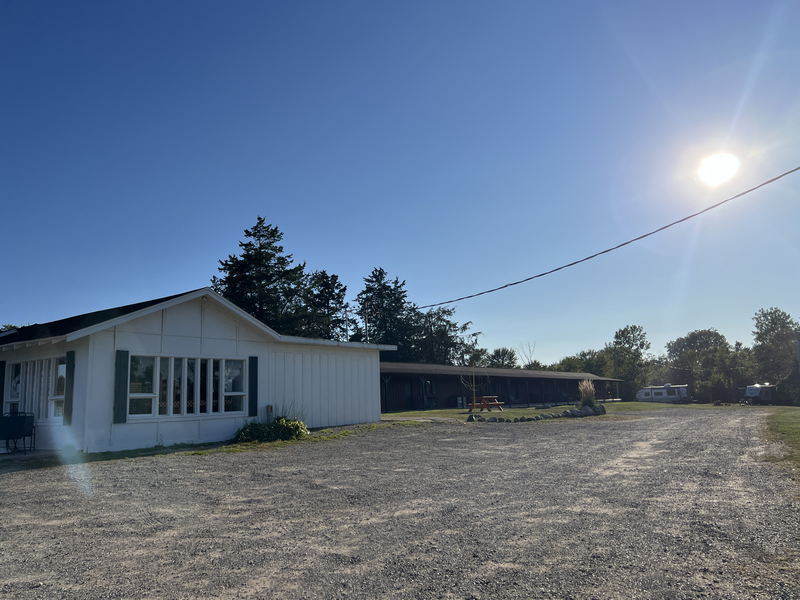 Glen-Wood Motel - Sept 4 2024 (newer photo)